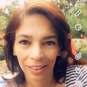 Meet your Posher, Adriana